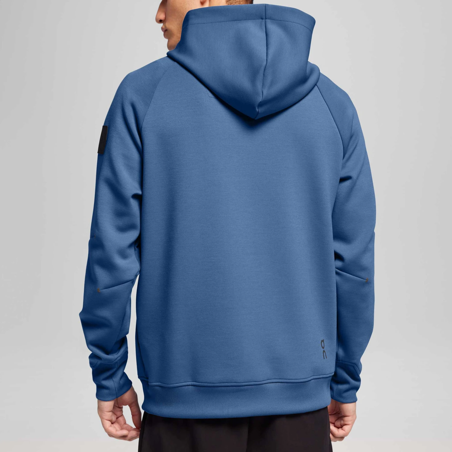 On Running On Hoodie 3 Men's 5 On Running On Hoodie 3 Men's - Image 4