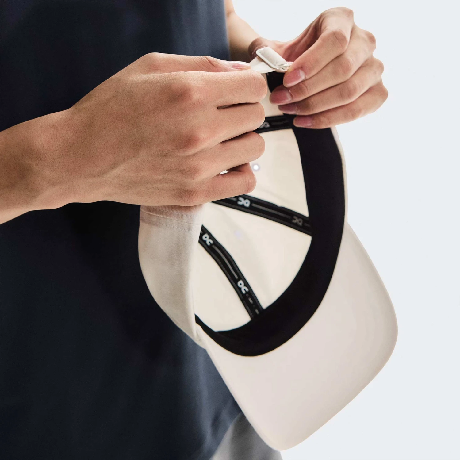 On Running On All-Day Cap 12 On Running On All-Day Cap - Image 10