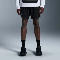 On Running On 7" Core Shorts Men's