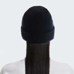 On Running On Merino Beanie Cap 16 On Running On Merino Beanie Cap -Holabird sports 057910 573 2