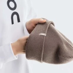 On Running On Merino Beanie Cap 23 On Running On Merino Beanie Cap -Holabird sports 057910 933 3